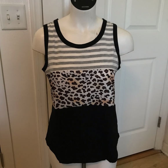 Mini dress and shirts - Picture 7 of 7